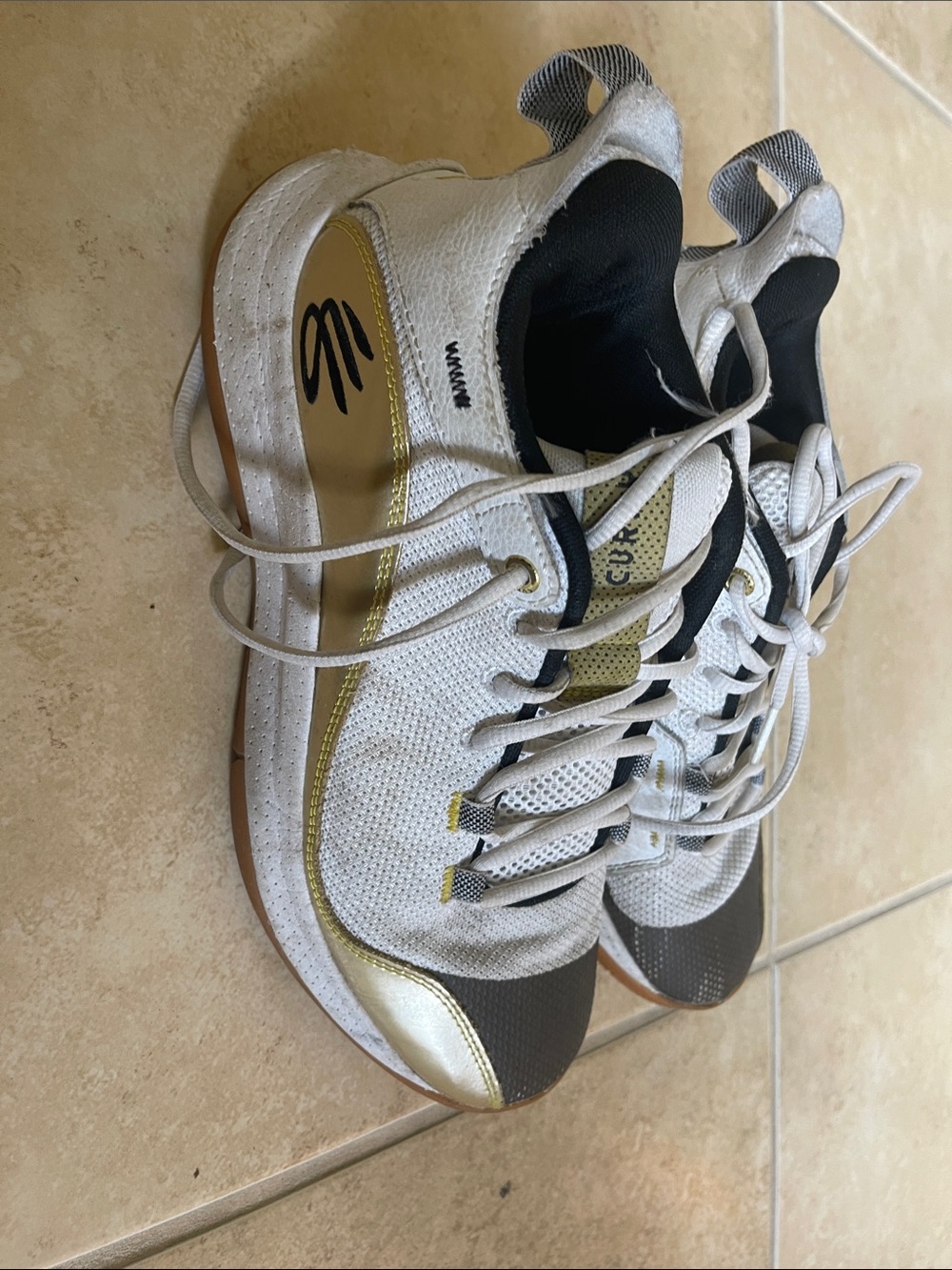 Under Armour White, Black and Gold Training Sneakers